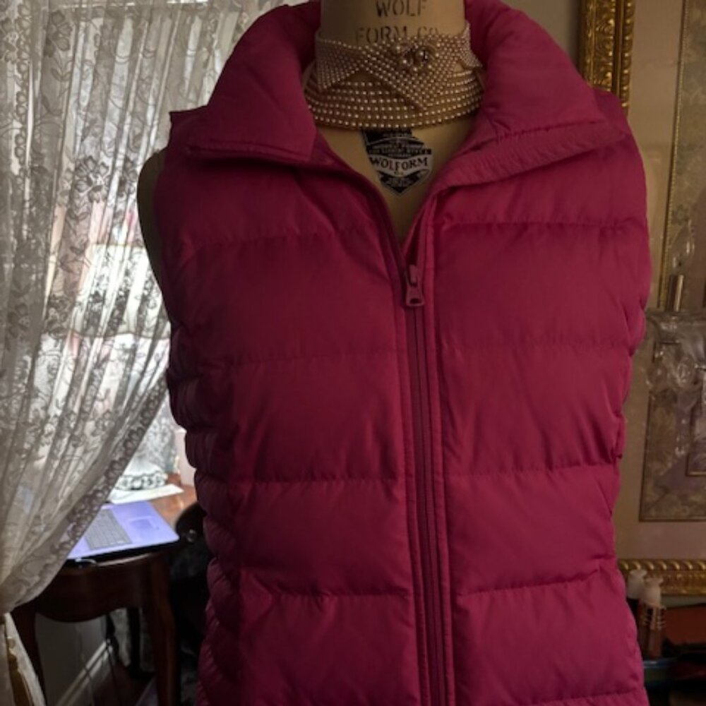 Women's Medium Lands' End Down Puffer Vest BRAND NEW PINK FUCHSIA